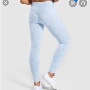 Blue fluer gymshark leggings. Size small